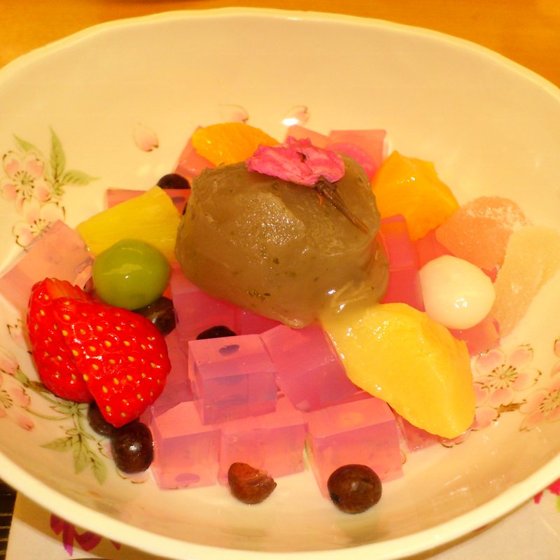 桜あんみつ(舟和 本店 （ふなわ）)