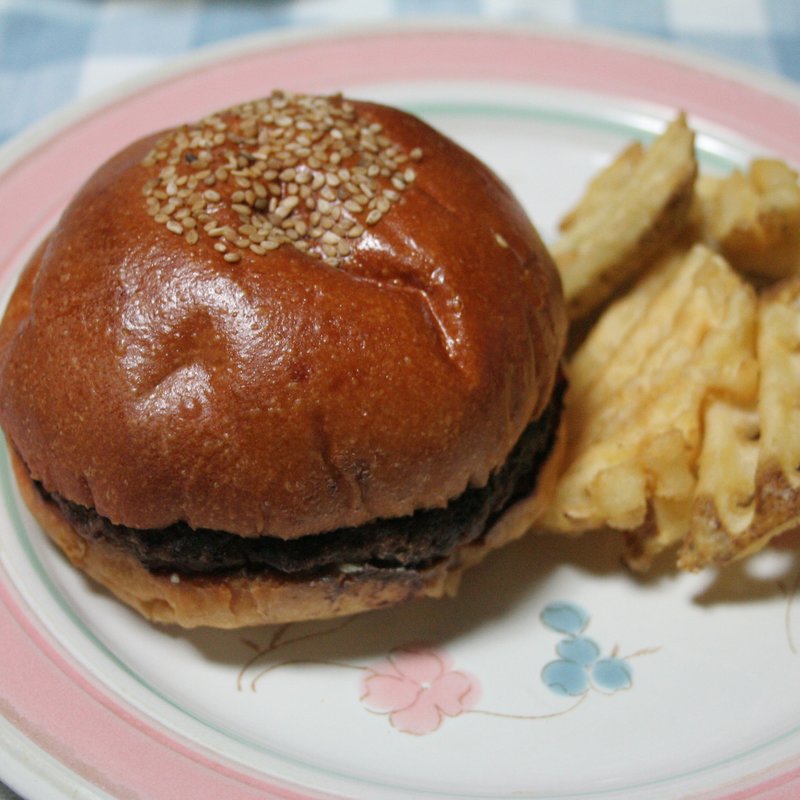 ハンバーガー(ねんりん家 大丸東京店)