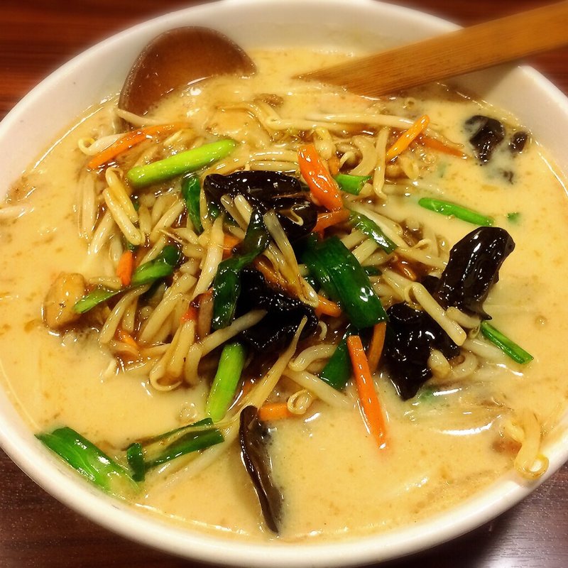 サンマー麺(醤油)700(味源 渋谷宇田川店 （あじげん）)