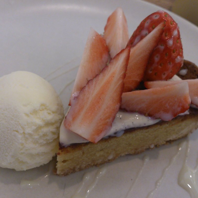 苺のタルト(cafe634)