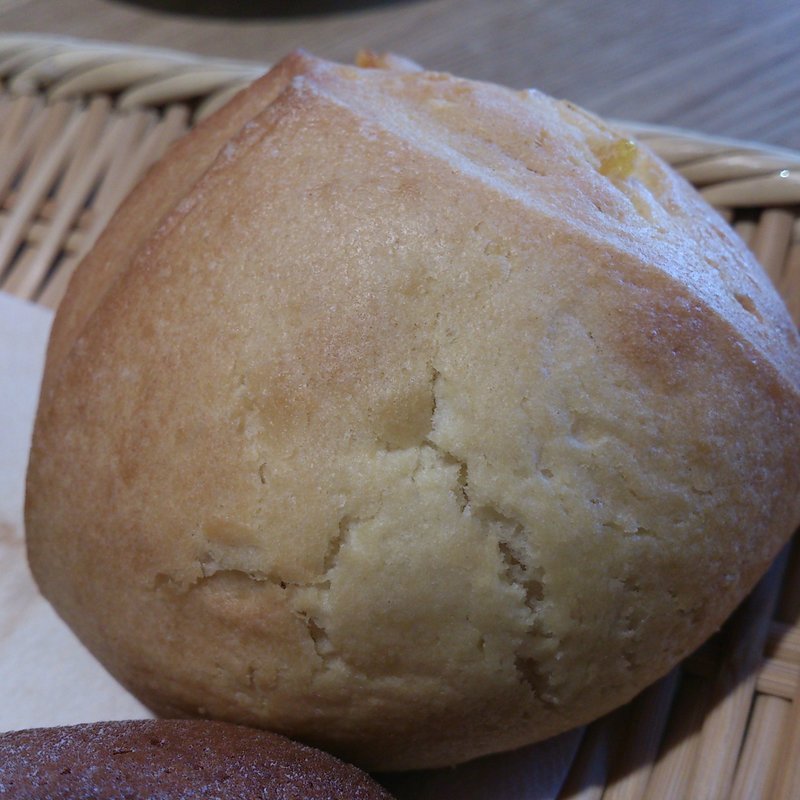 クルミスコーン(Lotus baguette)