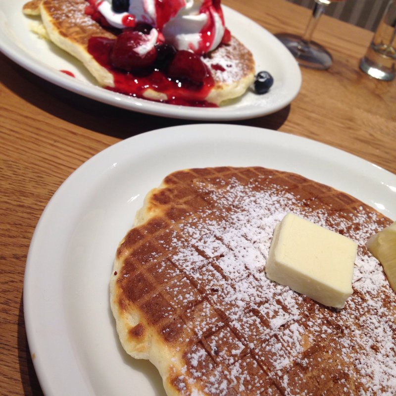 ワッフルパンケーキ（プレーン）(メロウ ブラウン コーヒー 自由が丘本店 （MELLOW BROWN COFFEE）)