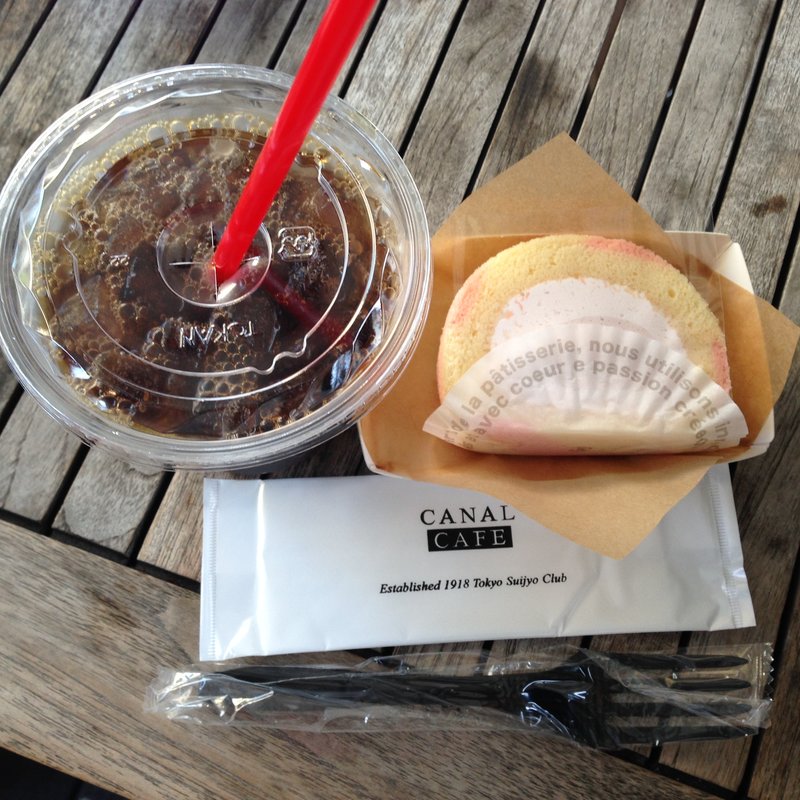 桜のロールケーキ(カナルカフェ （CANAL CAFE）)