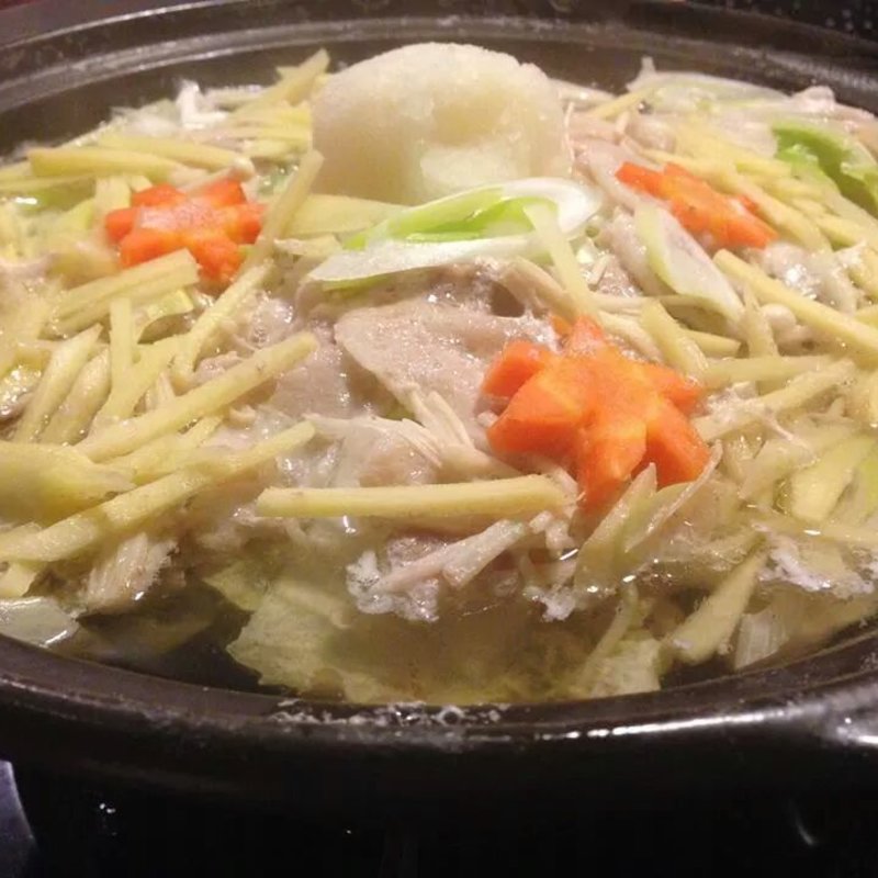 豚の生姜味噌鍋(宮のバル)