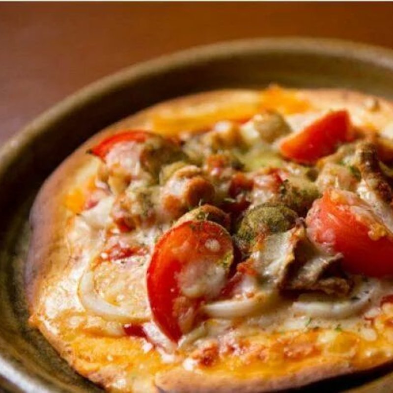 赤モツピザ(宮のバル)