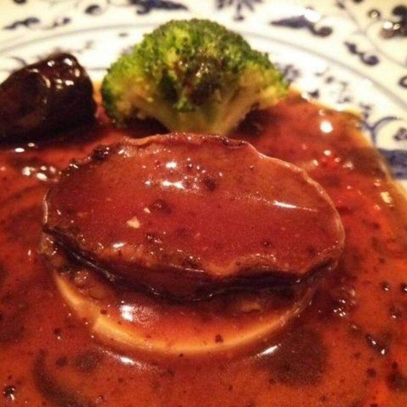 蝦夷アワビともちもち豆腐の麻婆煮込み(中国菜飄香 麻布十番本店)