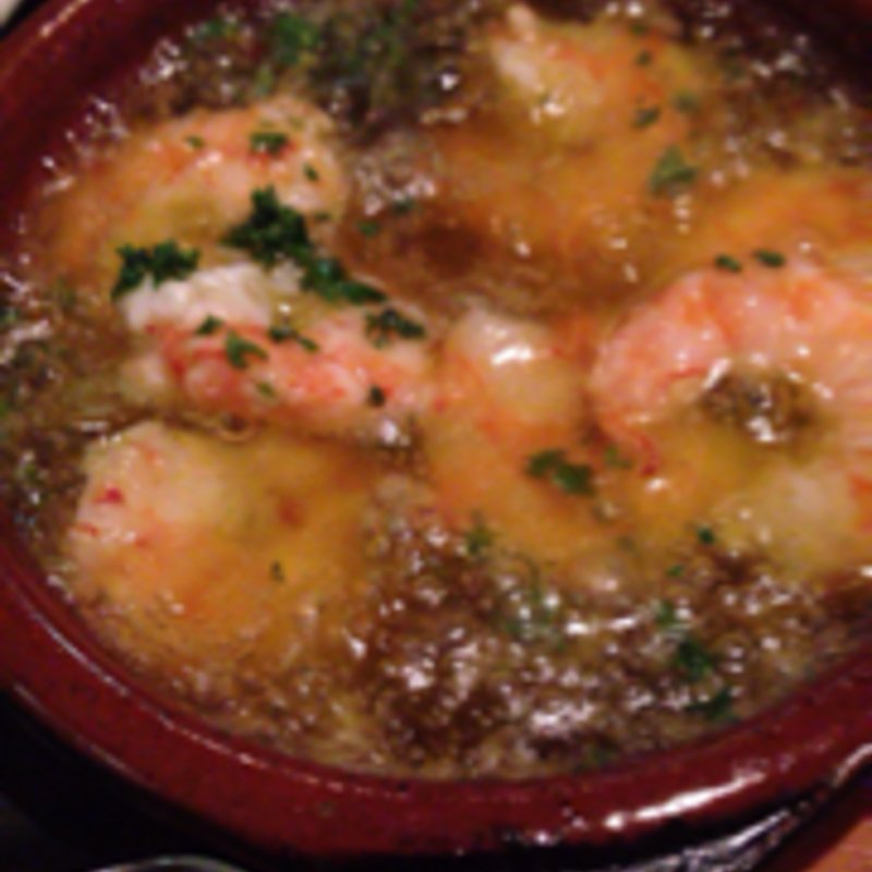 エビのアヒージョ(レンガ坂スペインバル siono)