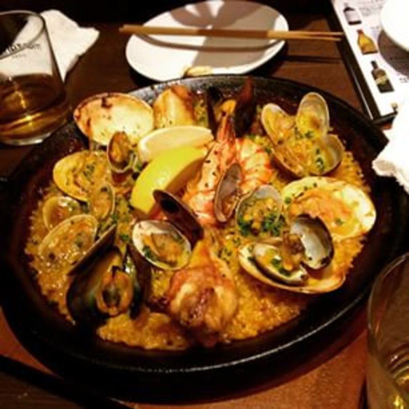 海鮮パエリア(レンガ坂スペインバル siono)