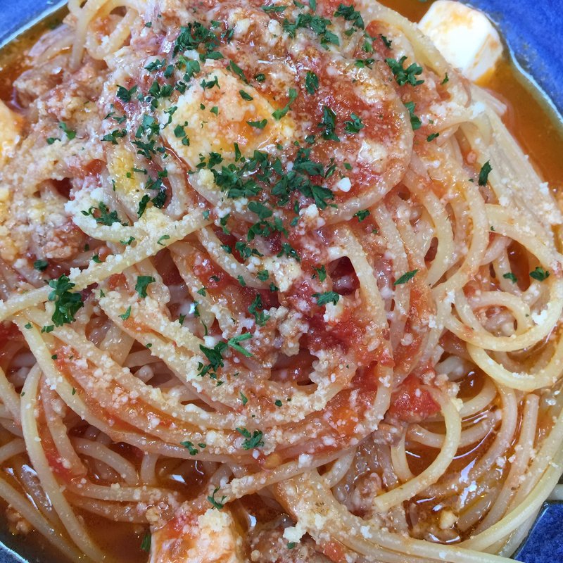 豚ミンチと モッツァレラチーズの トマトソーススパゲッティ(グローブガーデン・ナーノ)