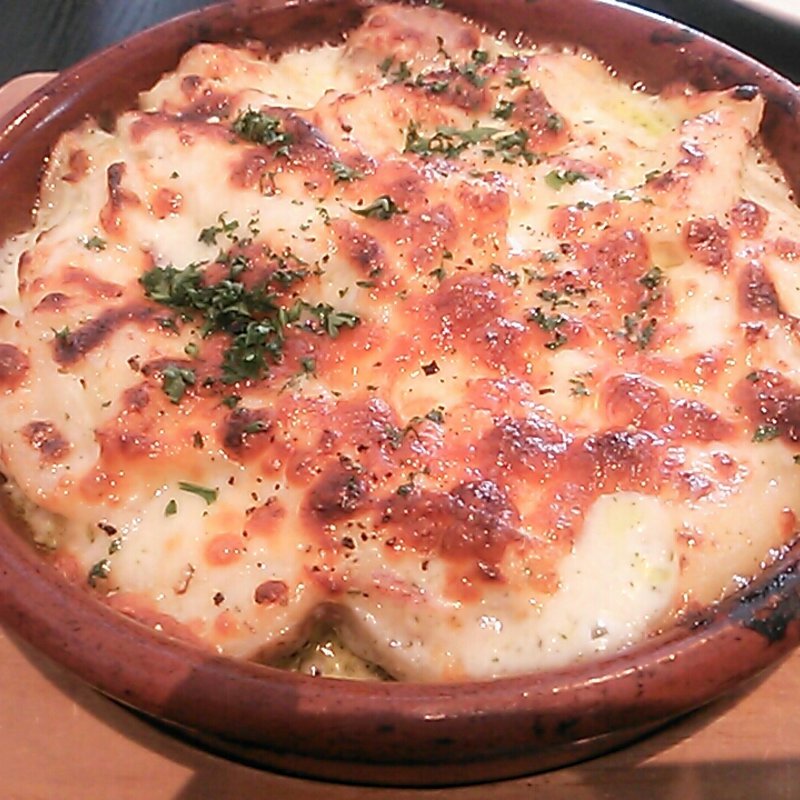 ヤリイカとジャガイモのジェノベーゼグラタン(Good Morning Cafe&Grill （グッドモーニング カフェ アンド グリル）)