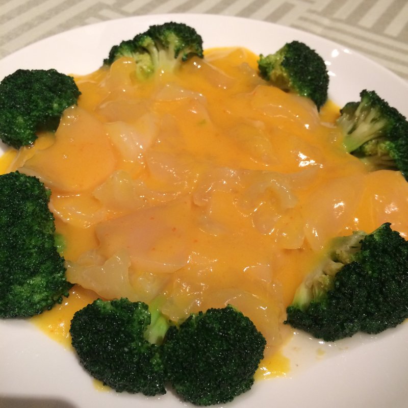 サメの唇特製ソース煮込み(涵梅舫)