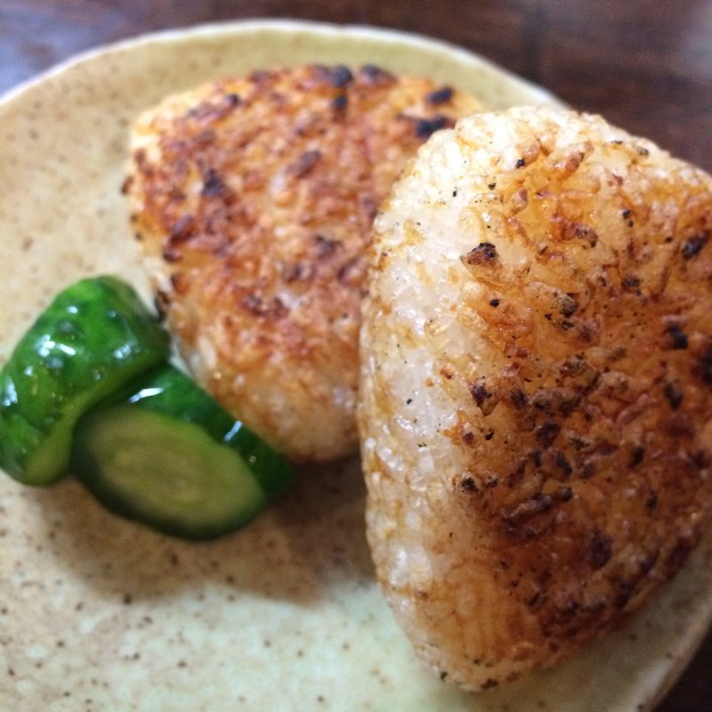 焼きおにぎり(やきとり 仲屋)