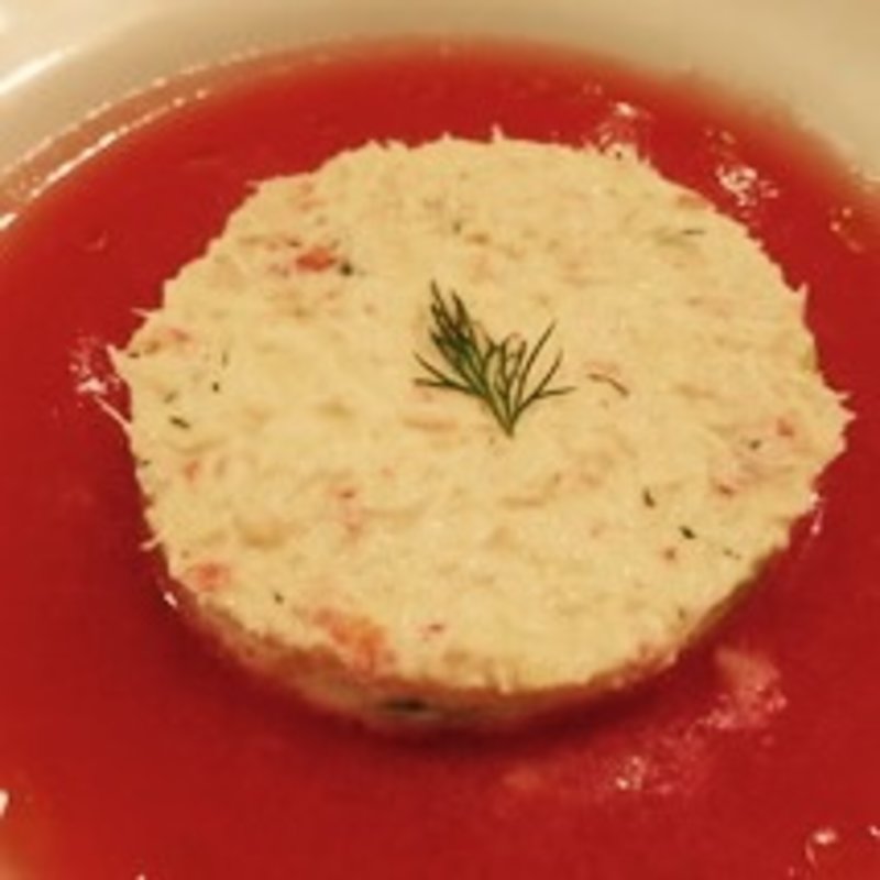 ズワイガニとアボカドのディル風(パリのワイン食堂)