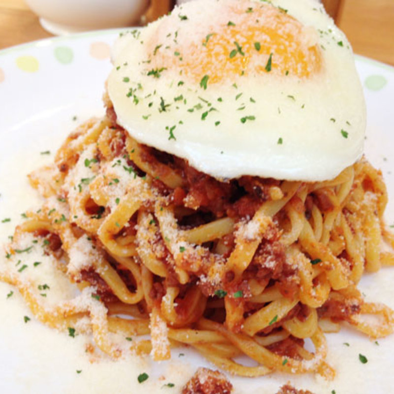 ミートソースの牛ぎゅっとパスタ (カフェ麦わらぼうし （カフェムギワラボウシ）)