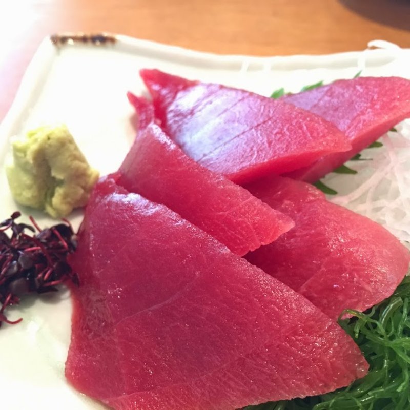 マグロの赤身(グルメ館豊魚)