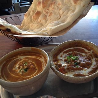 ランチBセット（チキンカレー・野菜カレー）(Sajilo Cafe （サジロ カフェ）)