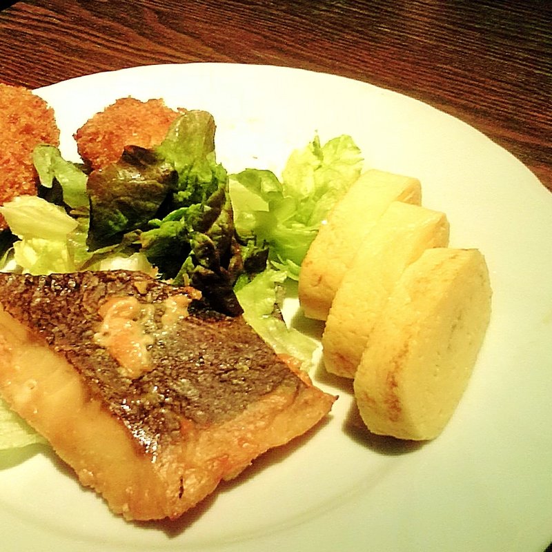 さわらの粕漬け焼きと牡蠣フライ(東陽町七厘家)