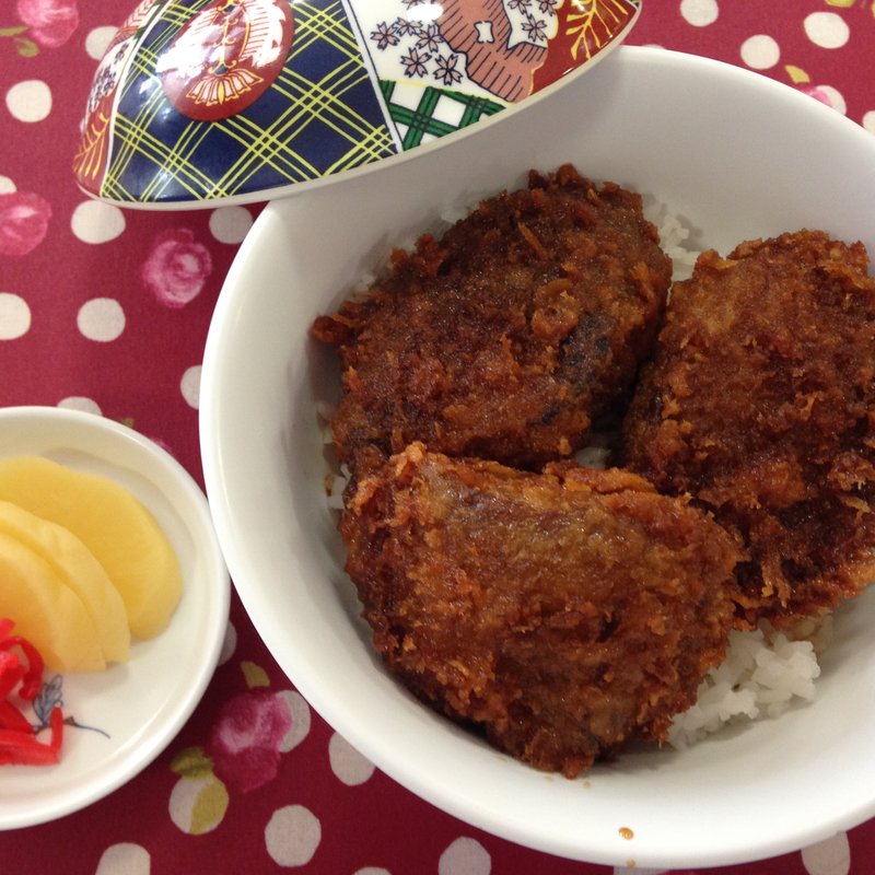 しいたけ丼(コーヒーハウス 小教院)