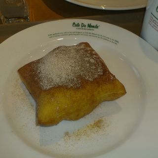 プレミアムベニエ （シナモンシュガー）(カフェ・ドゥ・モンド (CafeDuMonde)　池袋スパイス２)