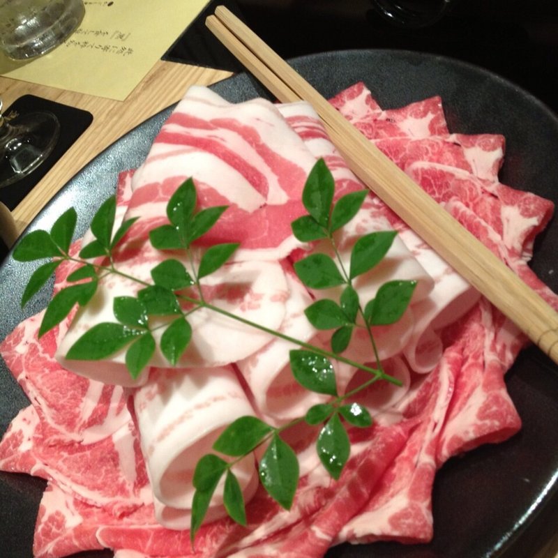 鹿児島黒豚しゃぶしゃぶ(鹿児島華蓮 銀座店)