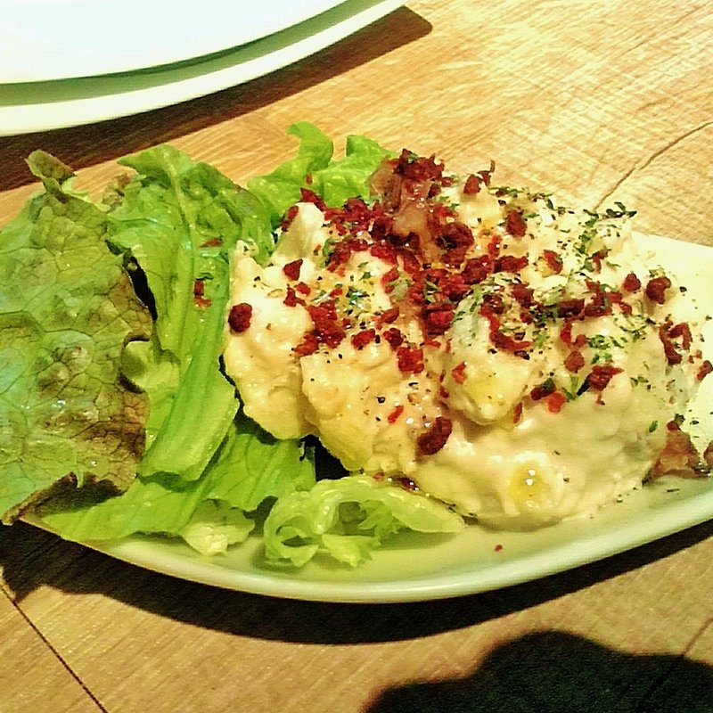 アンチョビのポテトサラダ(大衆ビストロ バカ （VACA【旧店名】ヴァンピーロ）)