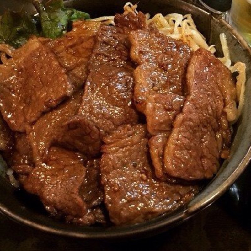 直火サーロイン丼(牛や （ぎゅうや）)