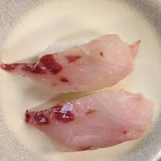 ニベ(漁場直送回転寿司ぶっちぎり！！！ （ぎょじょうちょくそうかいてんずしぶっちぎり！！！）)