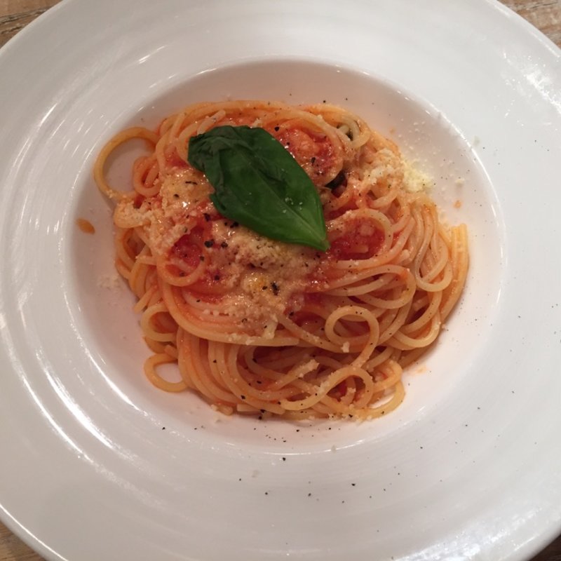 バジリコ風味　トマトソース(パッパトリア （Pappa Toria）)