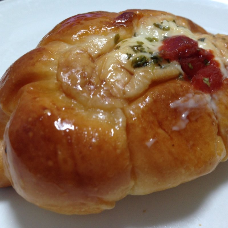 シャウエッセンロール(ブランジュリーササノ)