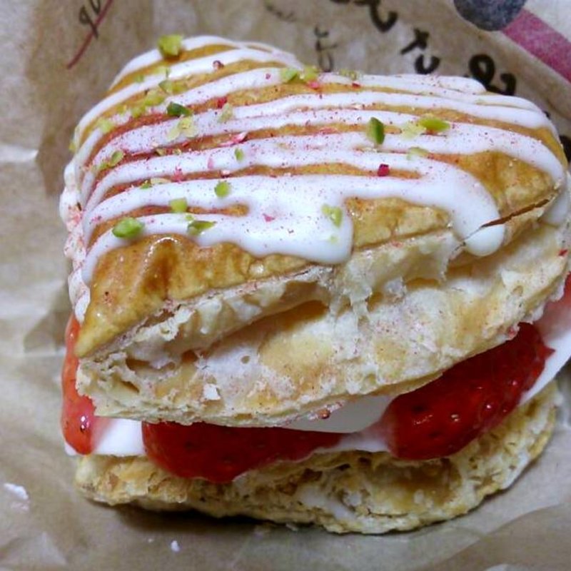 パイバーガー　イチゴ(阪急うめだ本店 クラブハリエ キッズ)