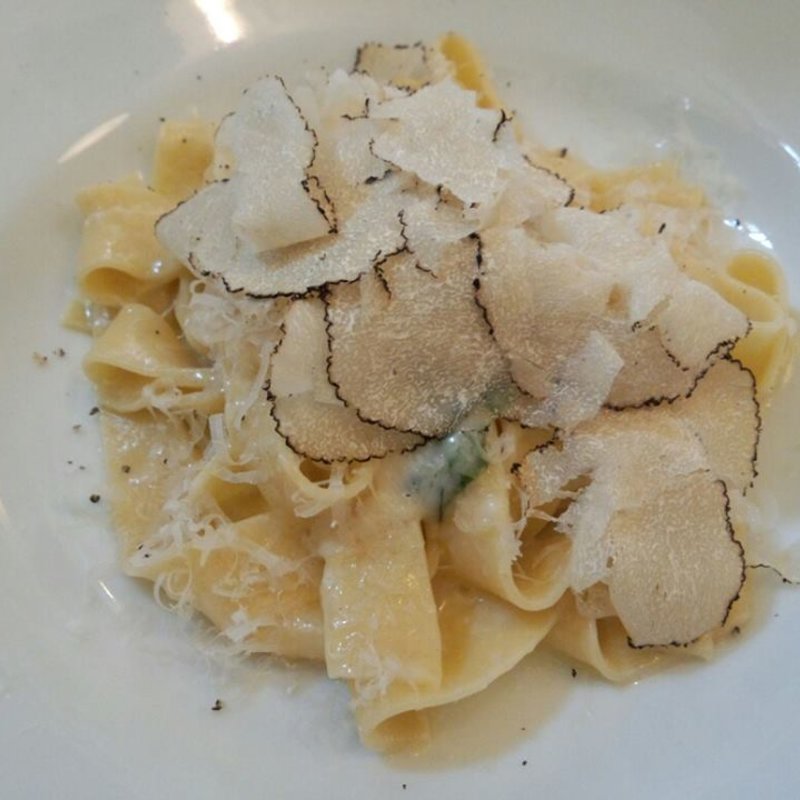 サマートリュフのタリアテッレ(チェルキオ （Cerchio）)