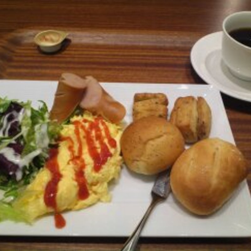 自家製パンセット(コリドール （CAFE＆BAR CORRIDOR）)