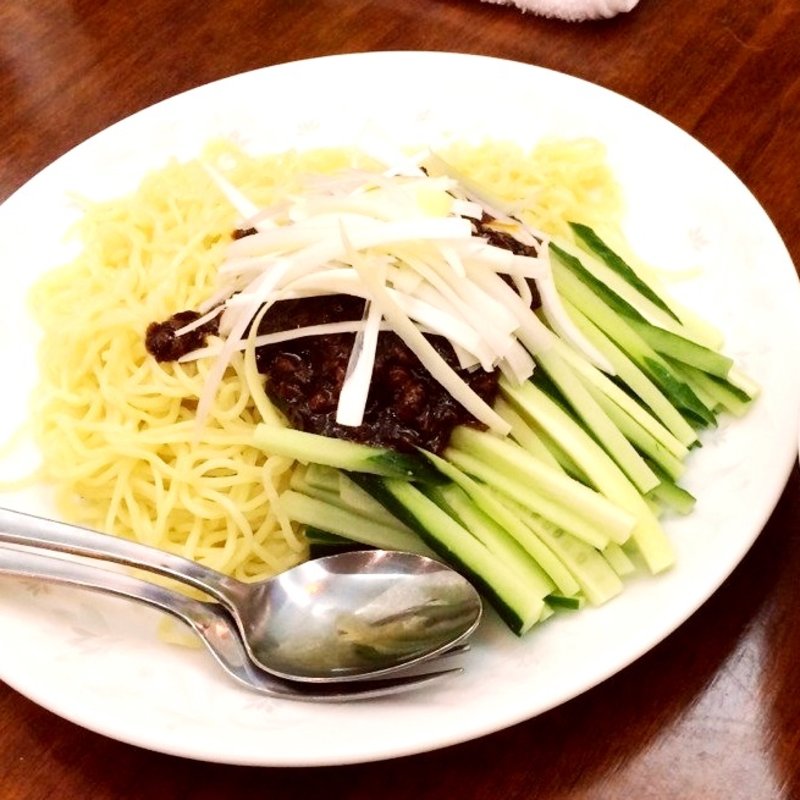 ジャージャーメン(神戸南京町 上海飯店)