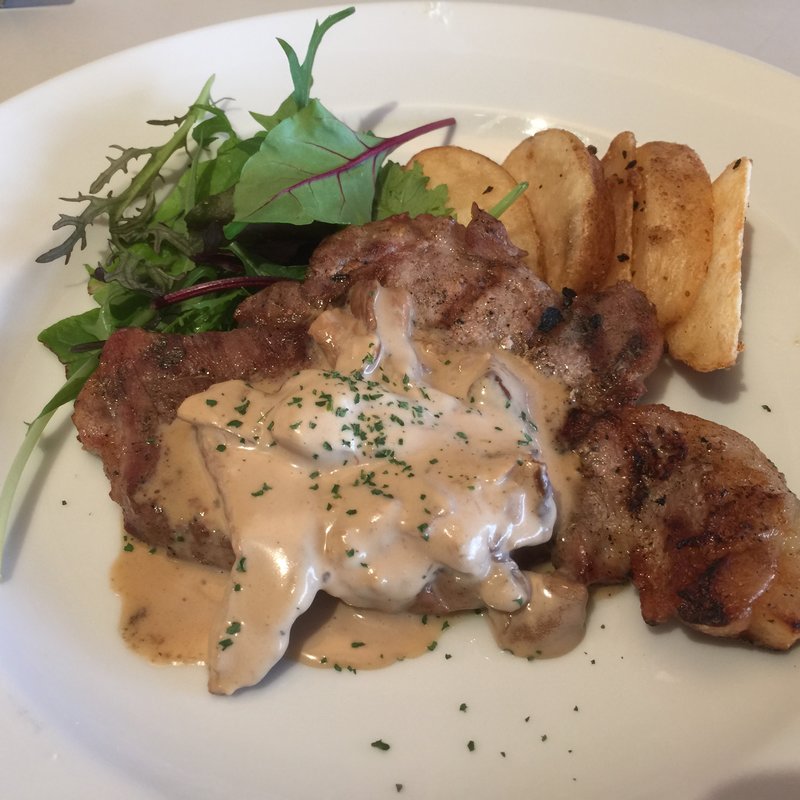 豚肩ロースのシャンピニオンソース(マーサーカフェダンロ)