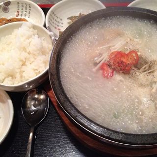 ハーフ参鶏湯(釜山)