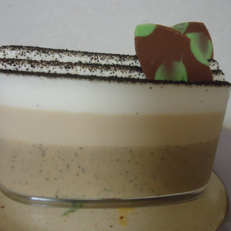 和束産宇治茶のお紅茶ババロア(マールブランシュ 北山本店 )