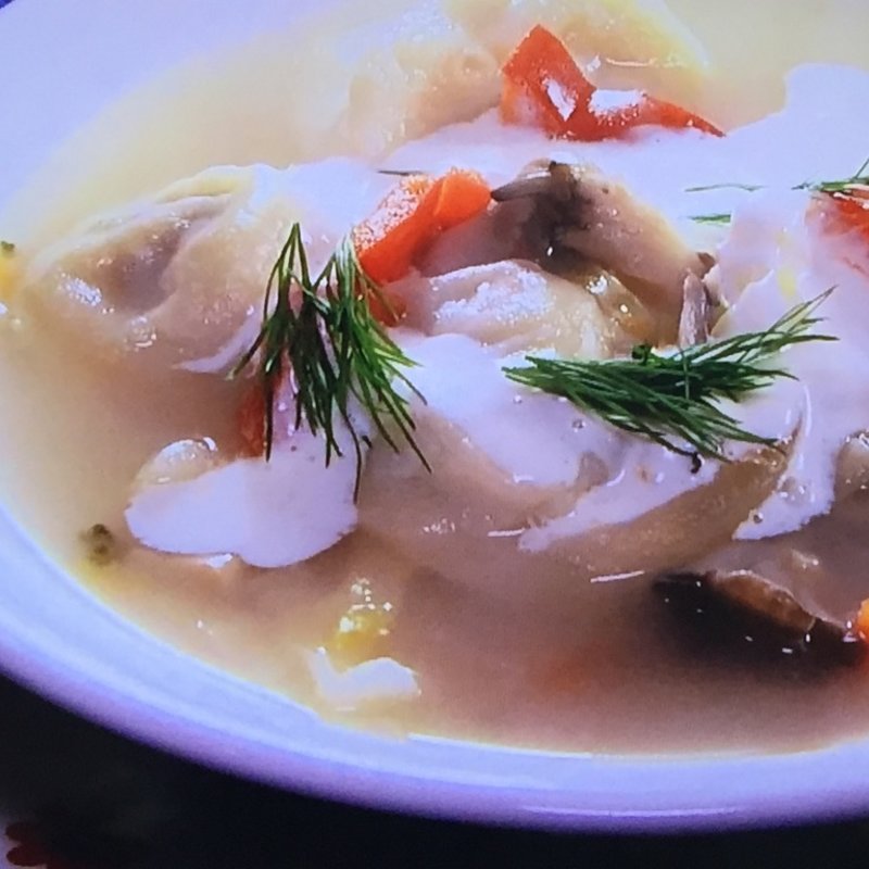 ペリメニスープ(カフェ・ボーチカ )