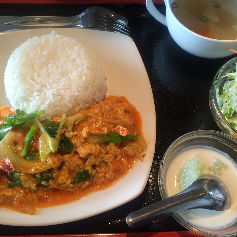 クン・パッポン・カリーセット(ヤム．タイ )