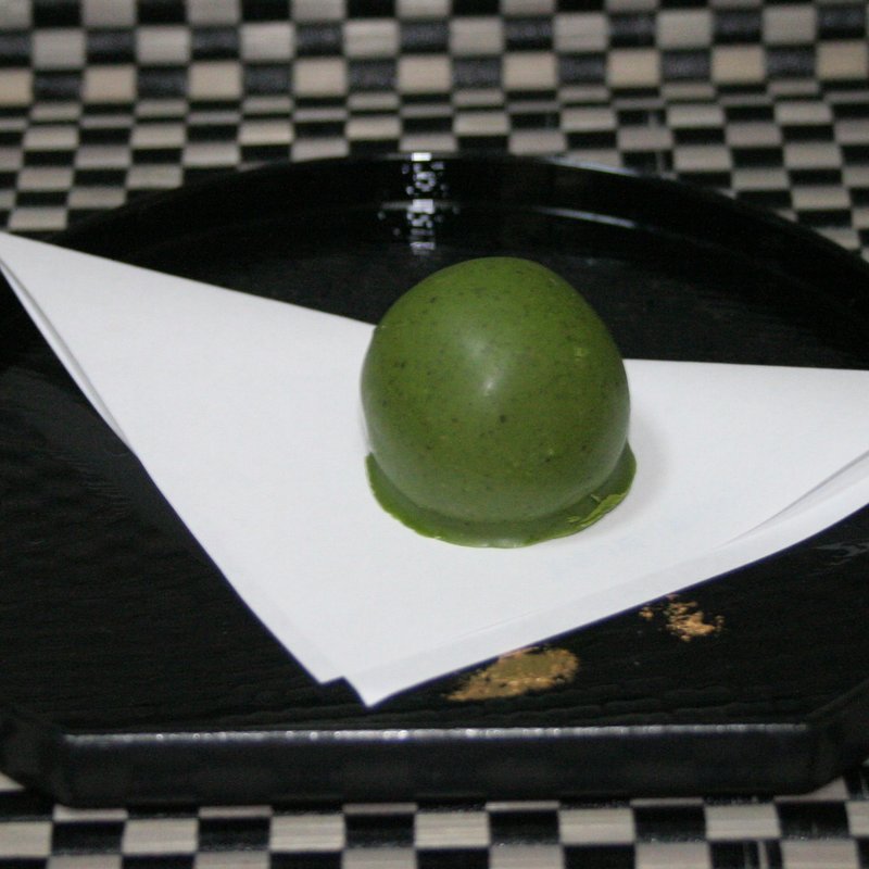 白鷺宝　（茶ちゃ）(菓匠 花見)