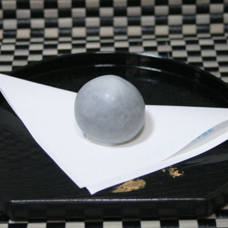 白鷺宝　（ごま）(菓匠 花見)