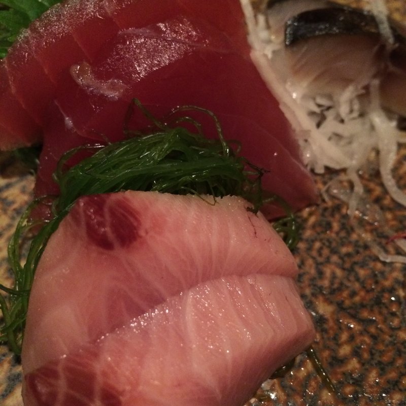 ブリ刺身(なぶらや)