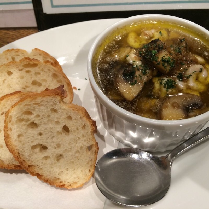 白子とジャガイモのアヒージョ(十勝屋)