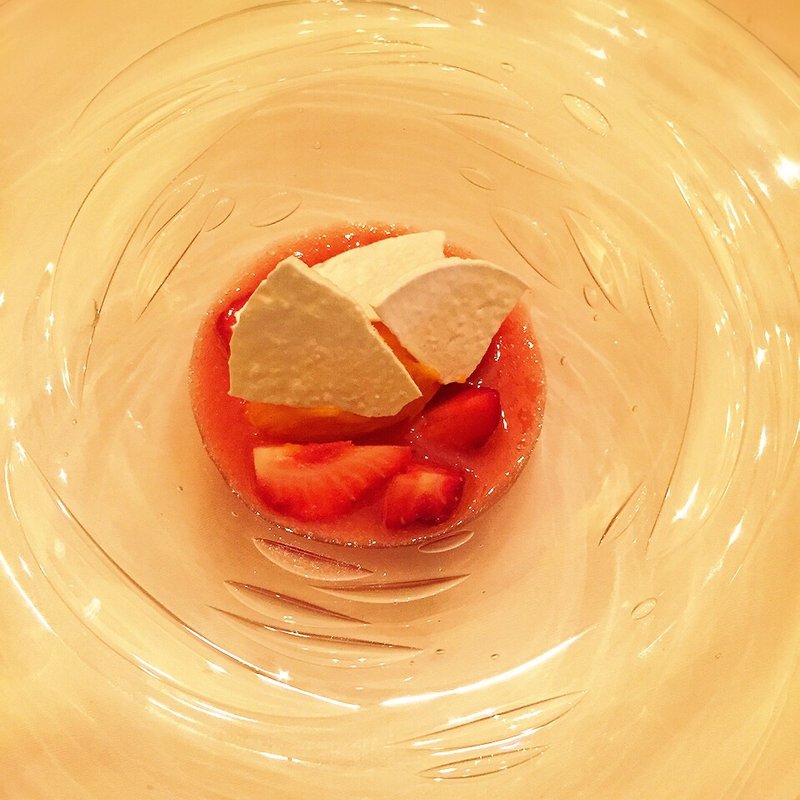 いちごのソルベ(ル ブルギニオン)