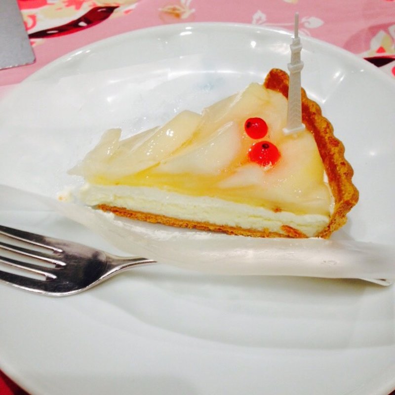 新潟県白根産　レクチエ（洋梨）のタルト(キルフェボン 東京スカイツリータウン・ソラマチ店)