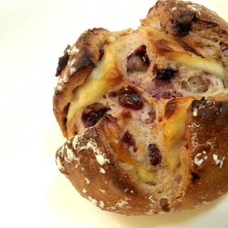 自家製酵母パン(パン・リゾッタ （PAN RIZOTTA）)