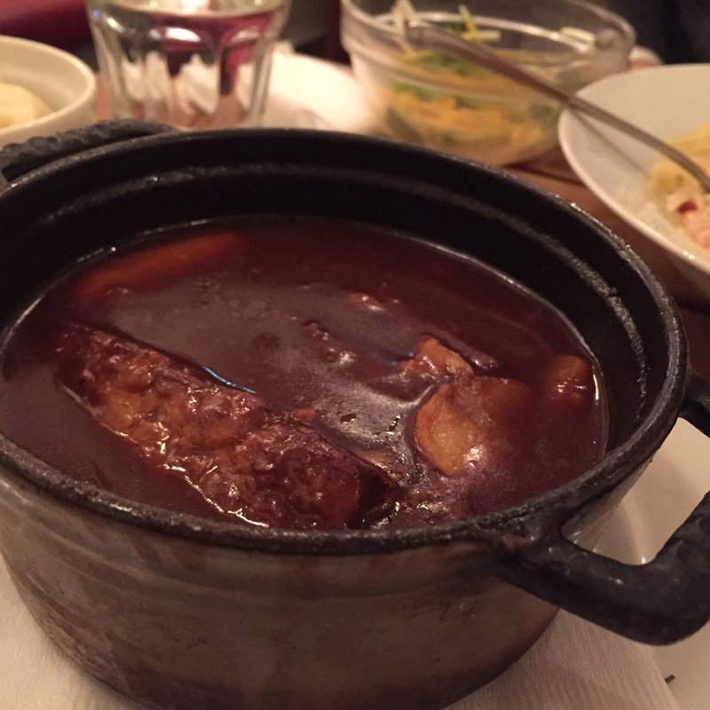 鶏ももの赤ワイン煮ランチ