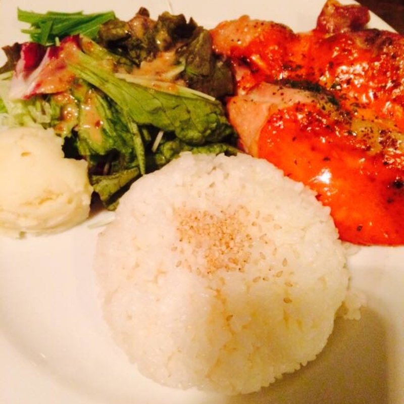 チキンソテー 本日のソース(桜丘カフェ)