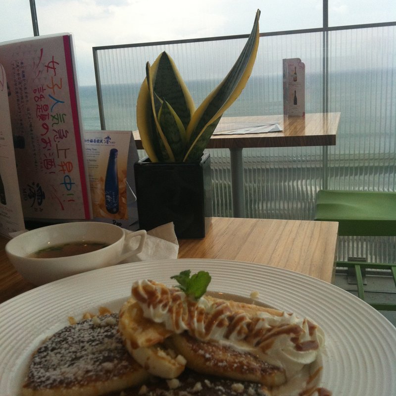 キャラメルスペシャルパンケーキ(シーバーズカフェ （SEA BiRDS CAFE）)