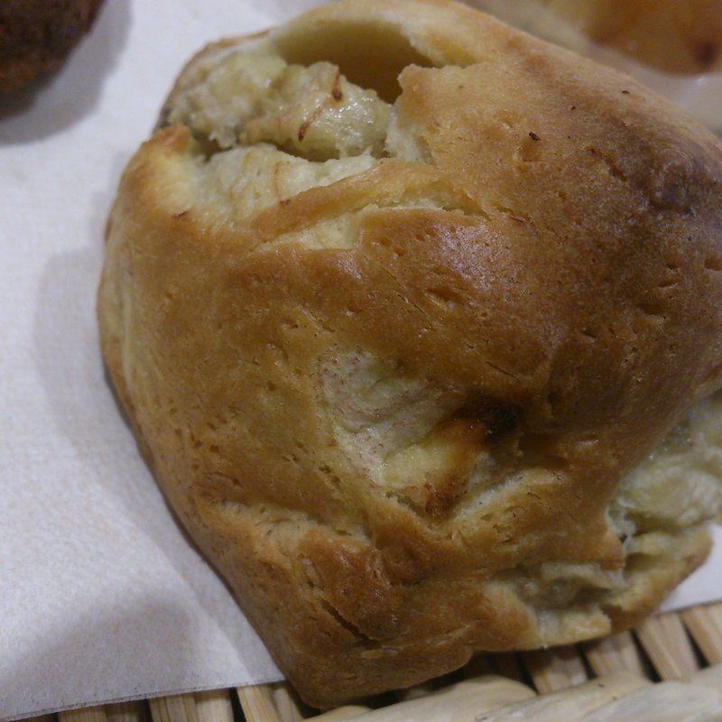 バナナスコーン(Lotus baguette)