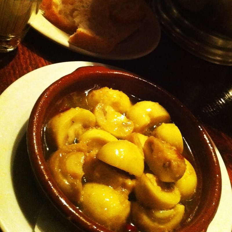 岡山県産　マッシュルームのバスク風　白ワインとオリーブオイル煮(Saudade サウダーヂ)